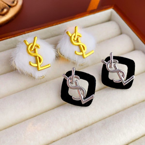 Silver Needle Plush Earrings WE440